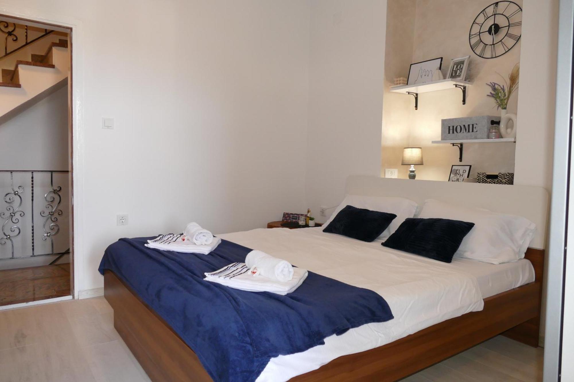 Apartments By The Sea Kampor, Rab - 5037 Bilik gambar