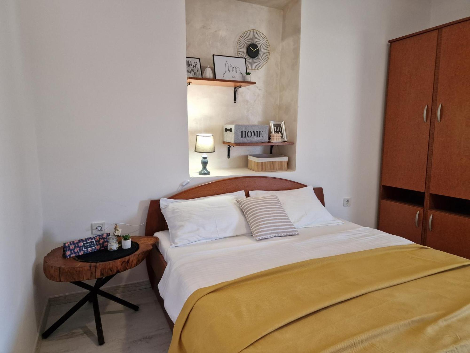 Apartments By The Sea Kampor, Rab - 5037 Bilik gambar