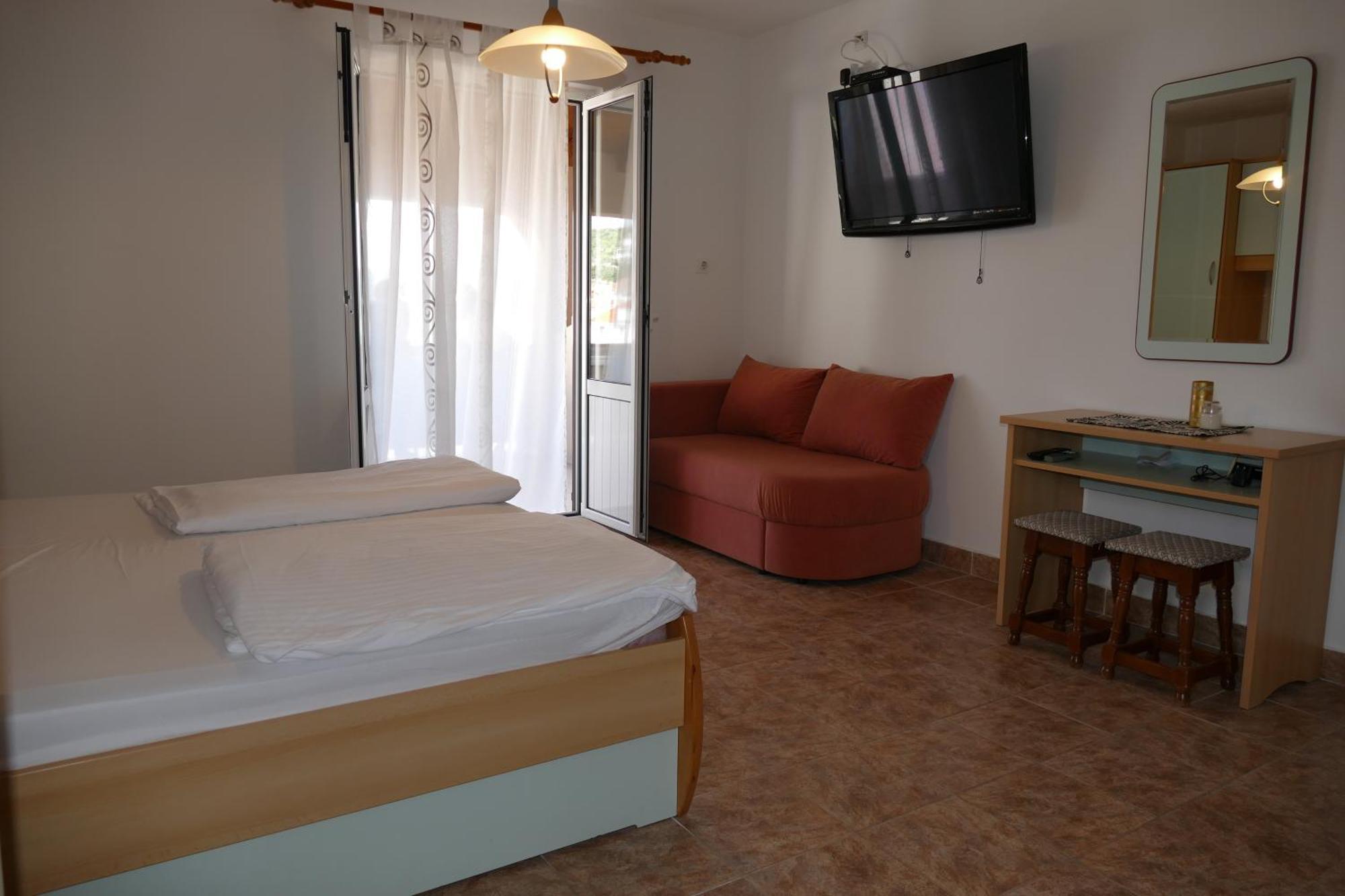 Apartments By The Sea Kampor, Rab - 5037 Bilik gambar
