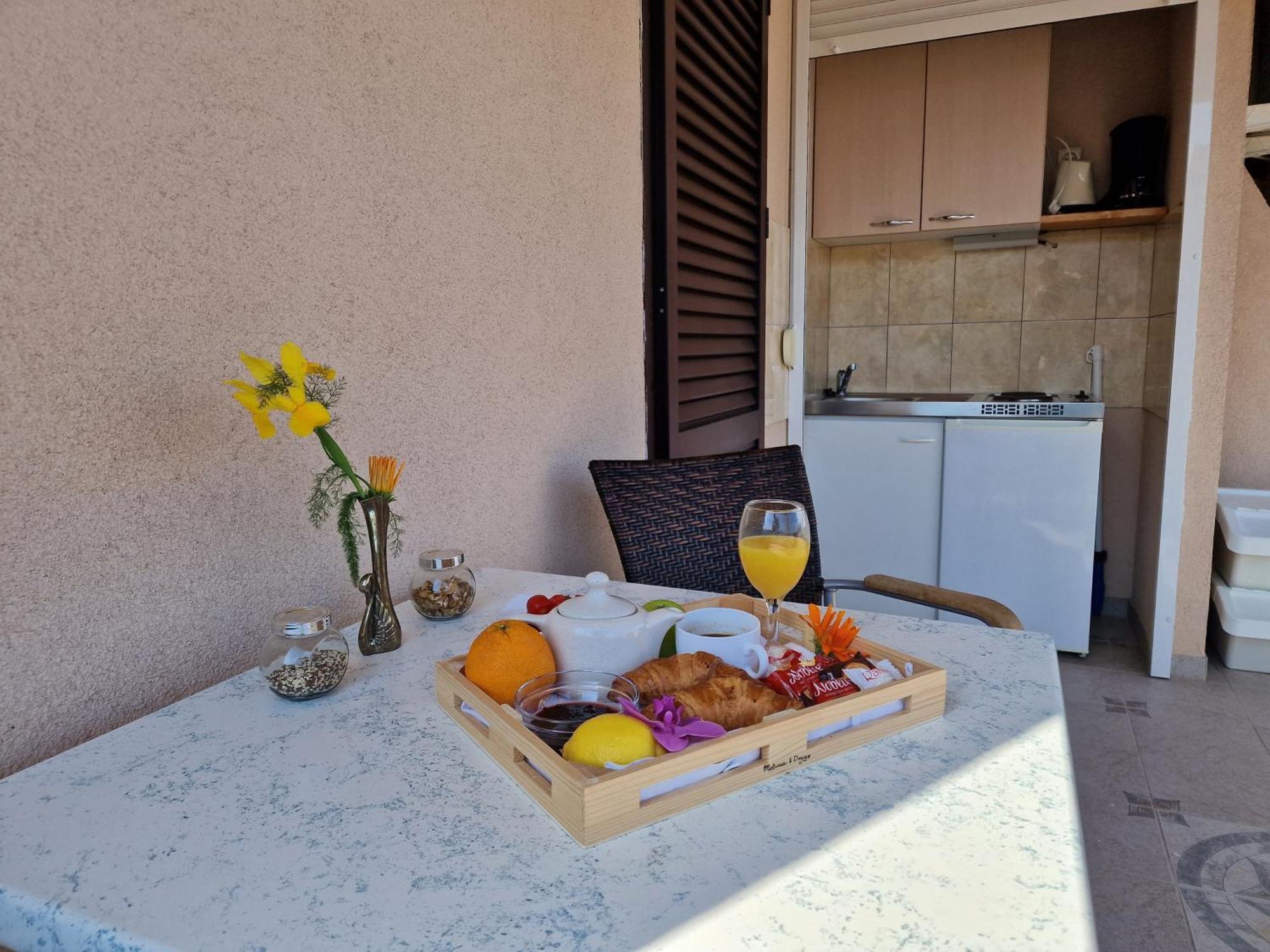 Apartments By The Sea Kampor, Rab - 5037 Bilik gambar